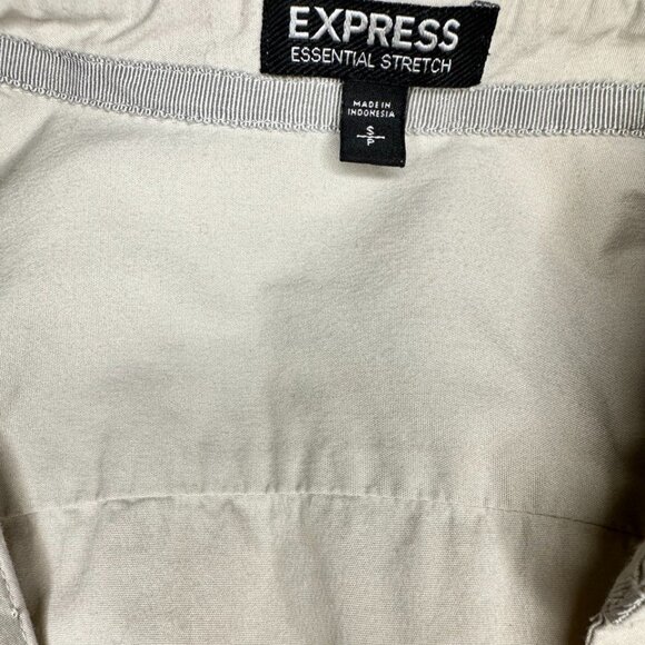 Express Essential Stretch Button Down Top - Picture 3 of 5